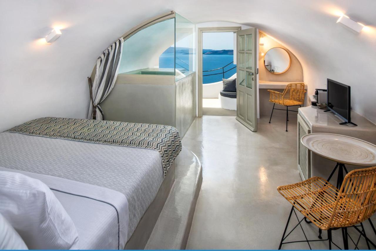 Kaleidoscope Oia Suites Bagian luar foto